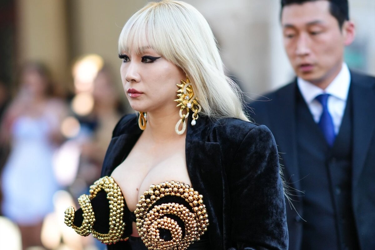 ao nguc nhon hoat anh 9