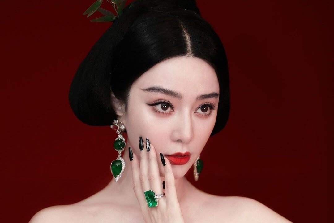 Trang suc dat do tro thanh tam diem Cannes 2023 hinh anh