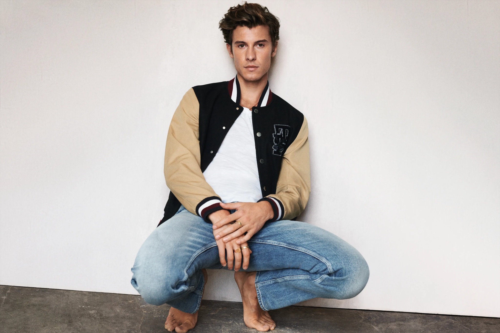 Di chan tran ra pho hinh anh