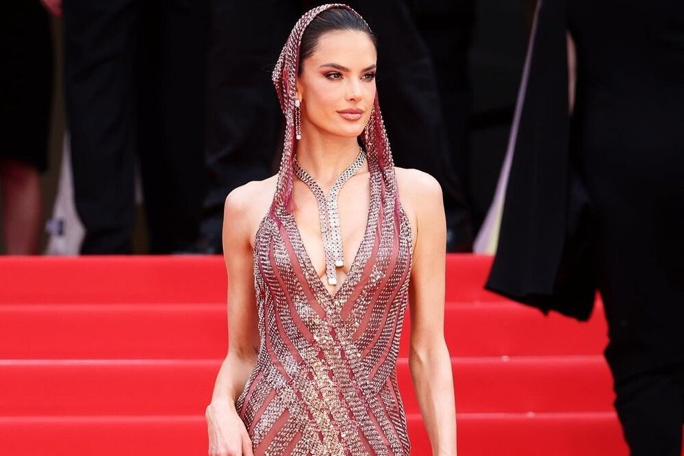 Tai sao thuong hieu trang suc xa xi chon Cannes hinh anh