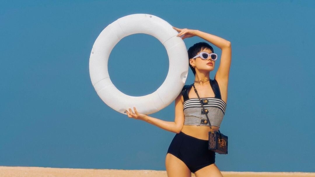 Co gi hot o trao luu quay clip Wes Anderson hinh anh