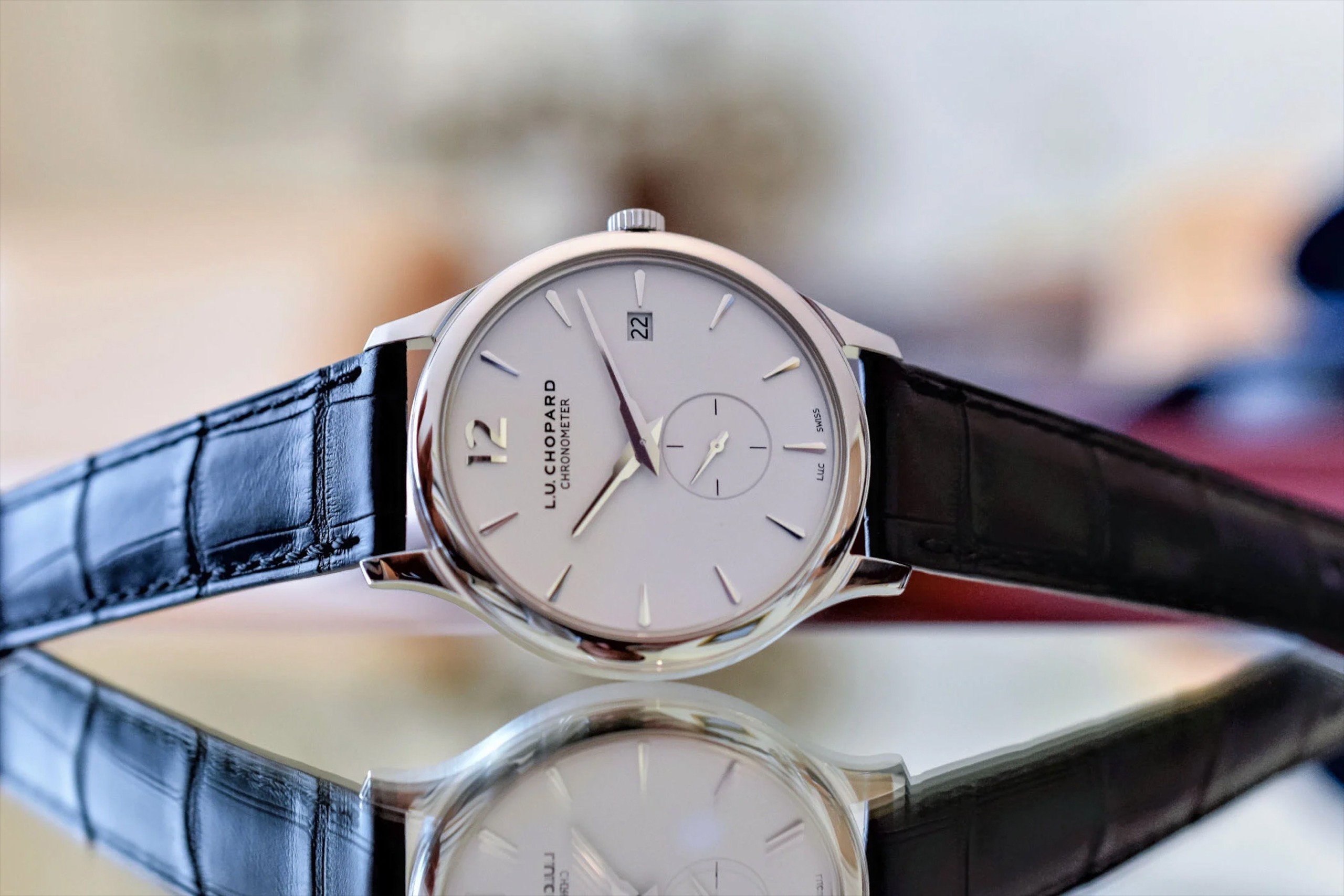 Nhung mau dong ho mong va nhe hinh anh