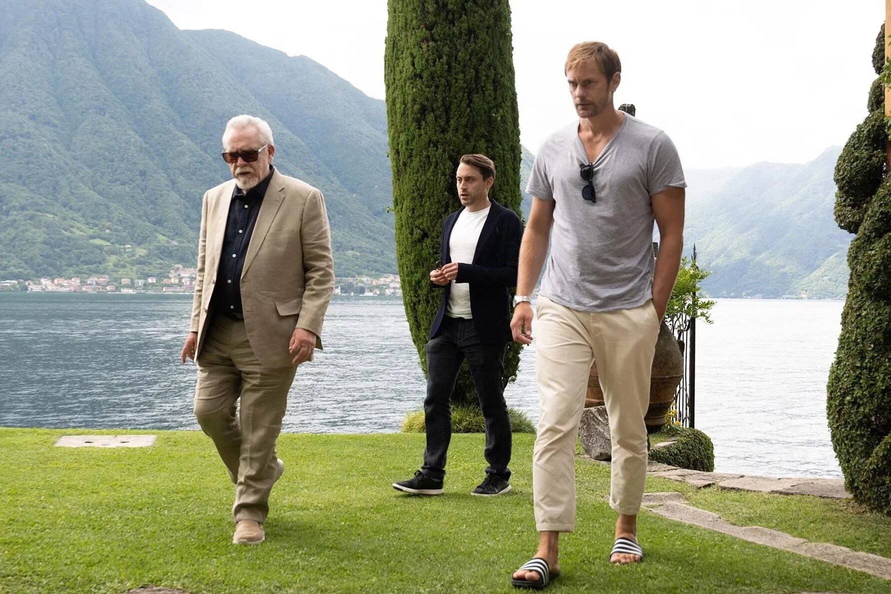 De chan tran, mac do cu nhu ty phu hinh anh