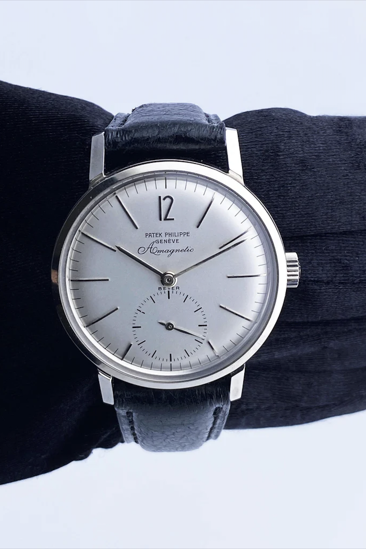 dong ho dau gia anh 6