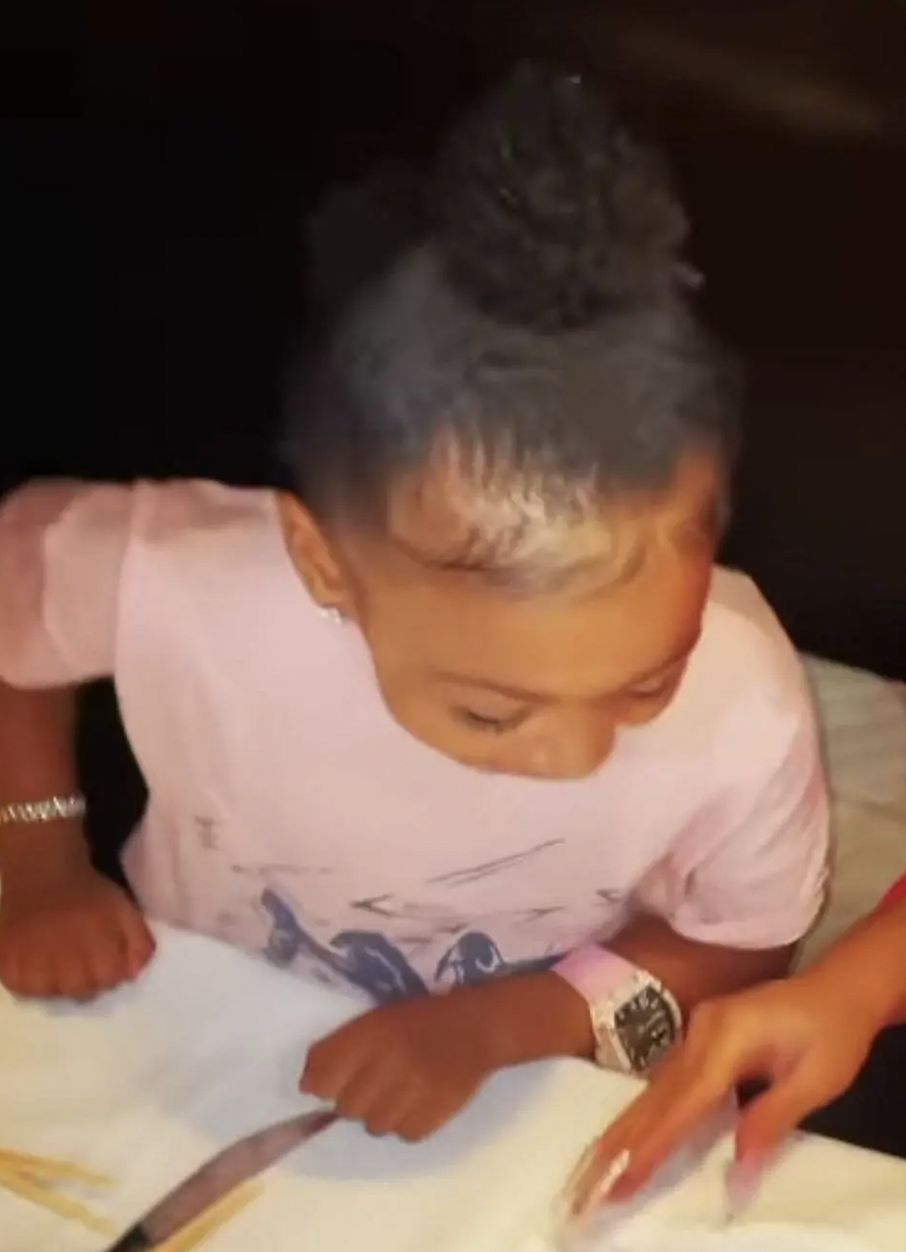 Dong ho tre em anh 9