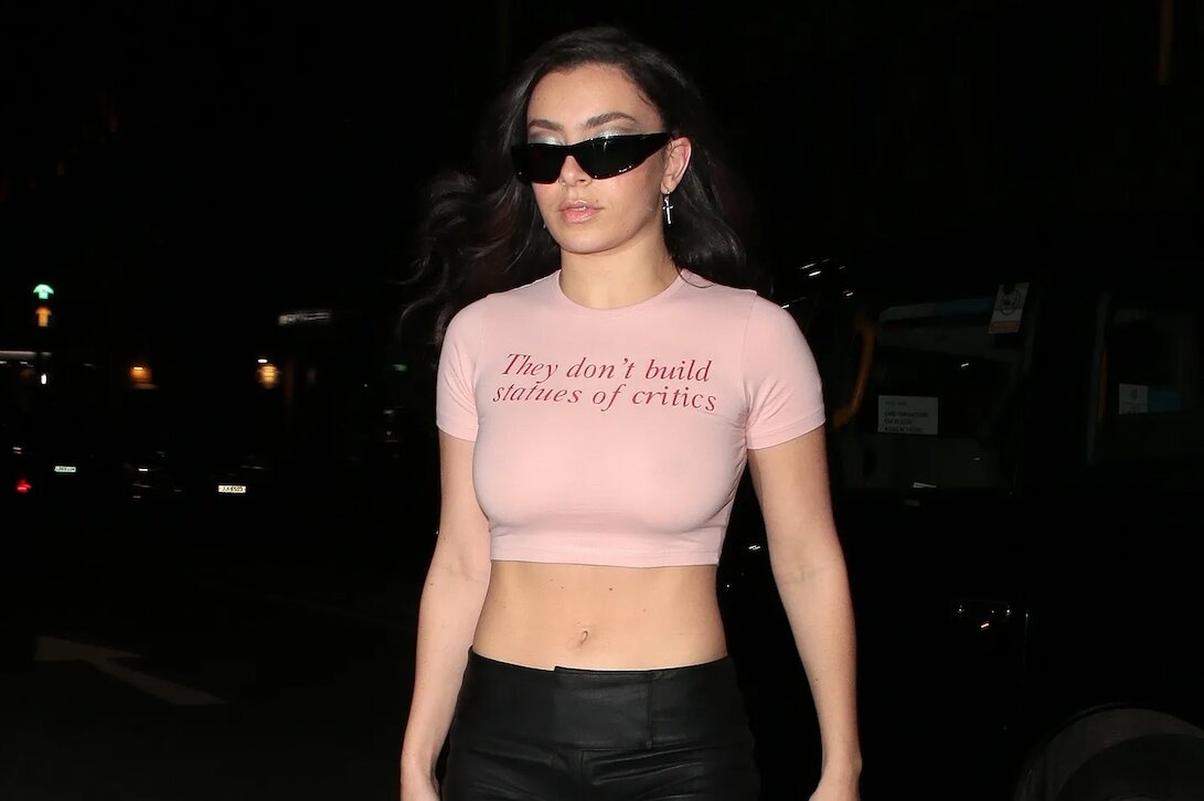 Ao phong 'biet noi' hinh anh