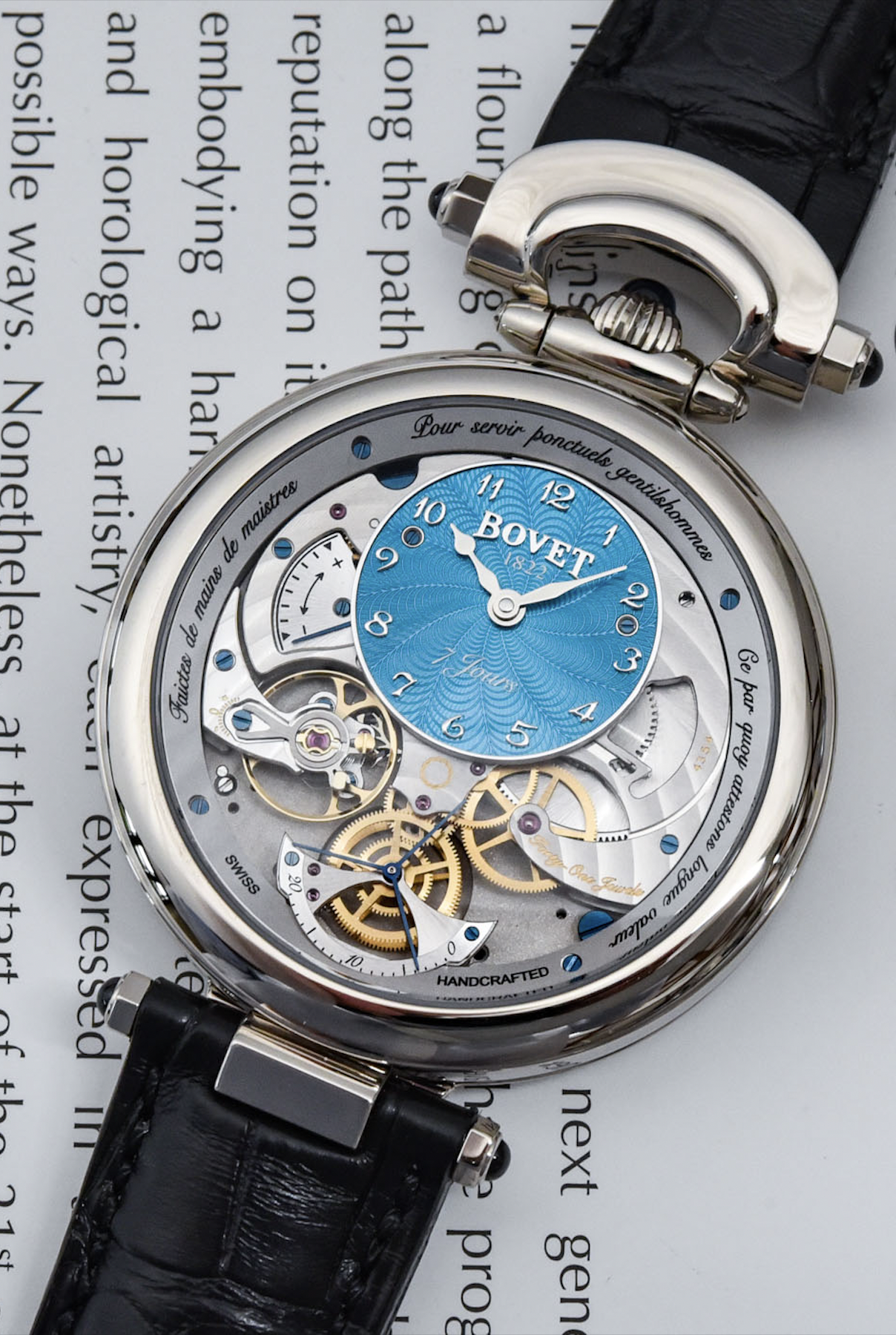 dong ho xanh duong anh 3