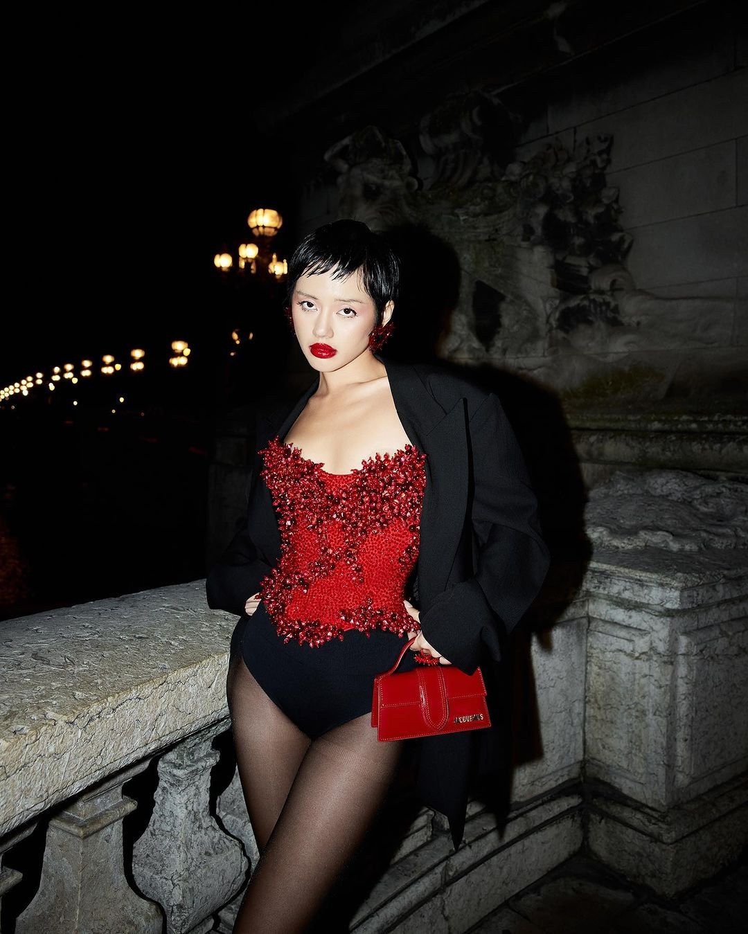 mac nhu khong anh 10