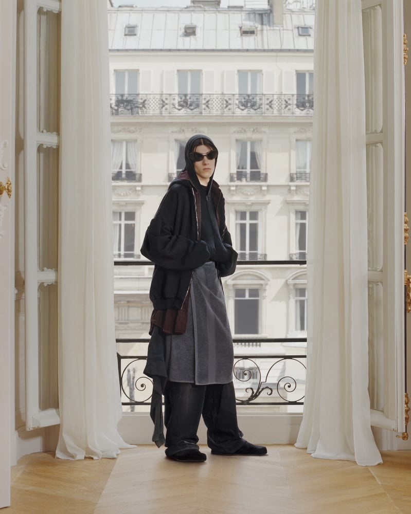 Balenciaga ảnh 4 Balenciaga anh 4