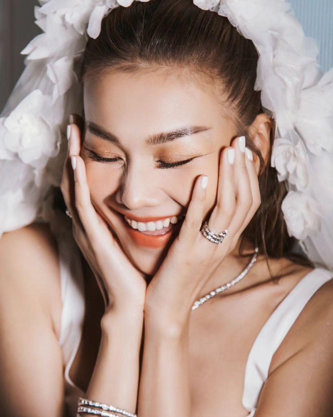 trang suc cuoi anh 3