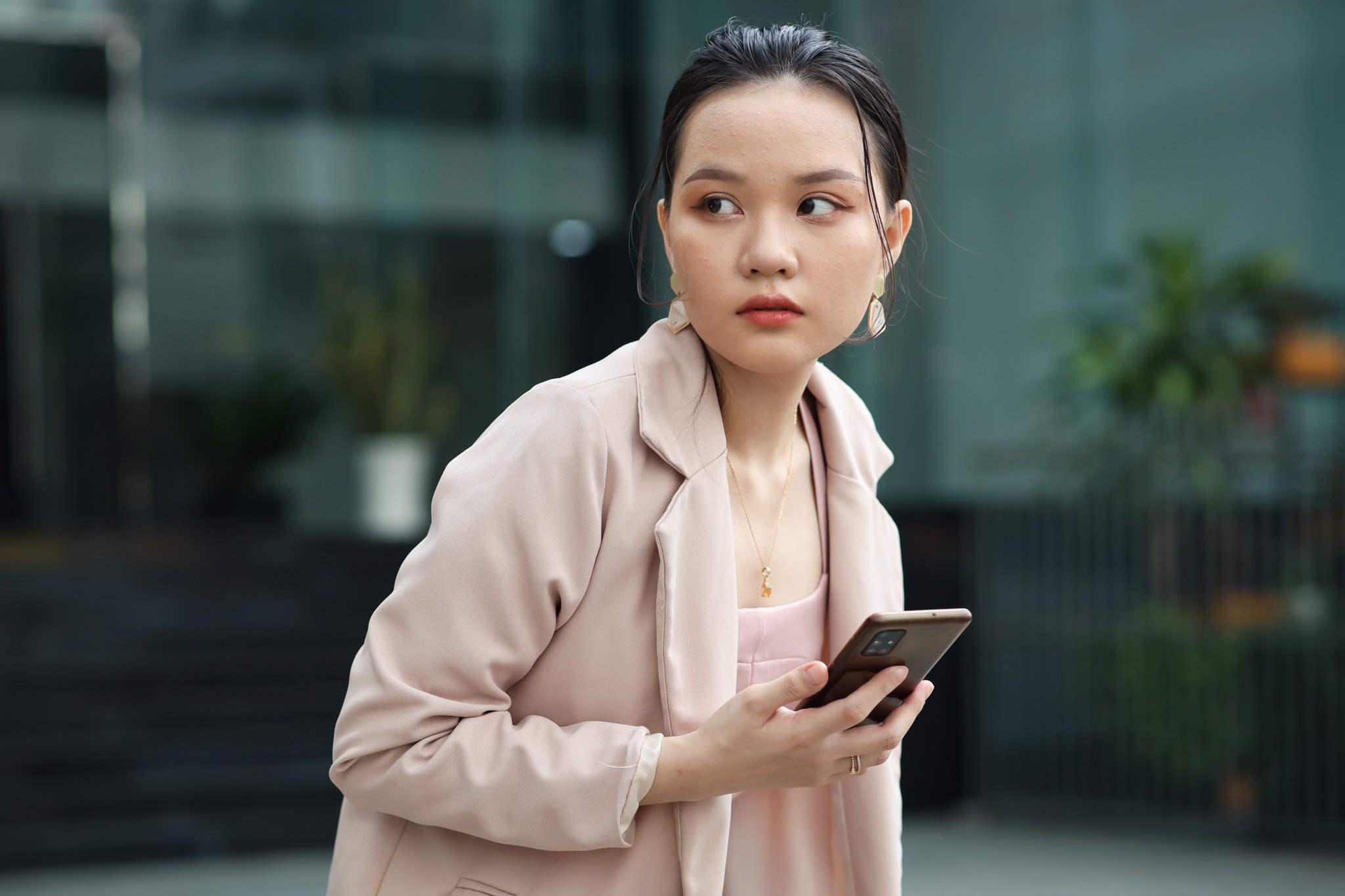 Khong cho thuong Tet, nguoi tre chon nhay viec cuoi nam hinh anh