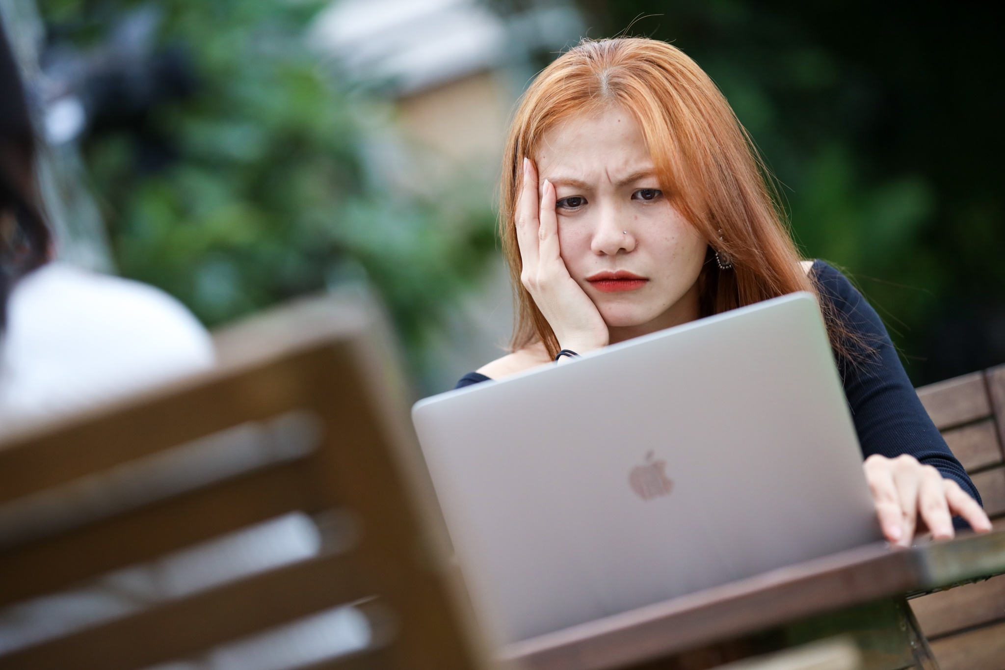 Sep tha bi sa thai, khong chiu tro lai lam nhan vien hinh anh