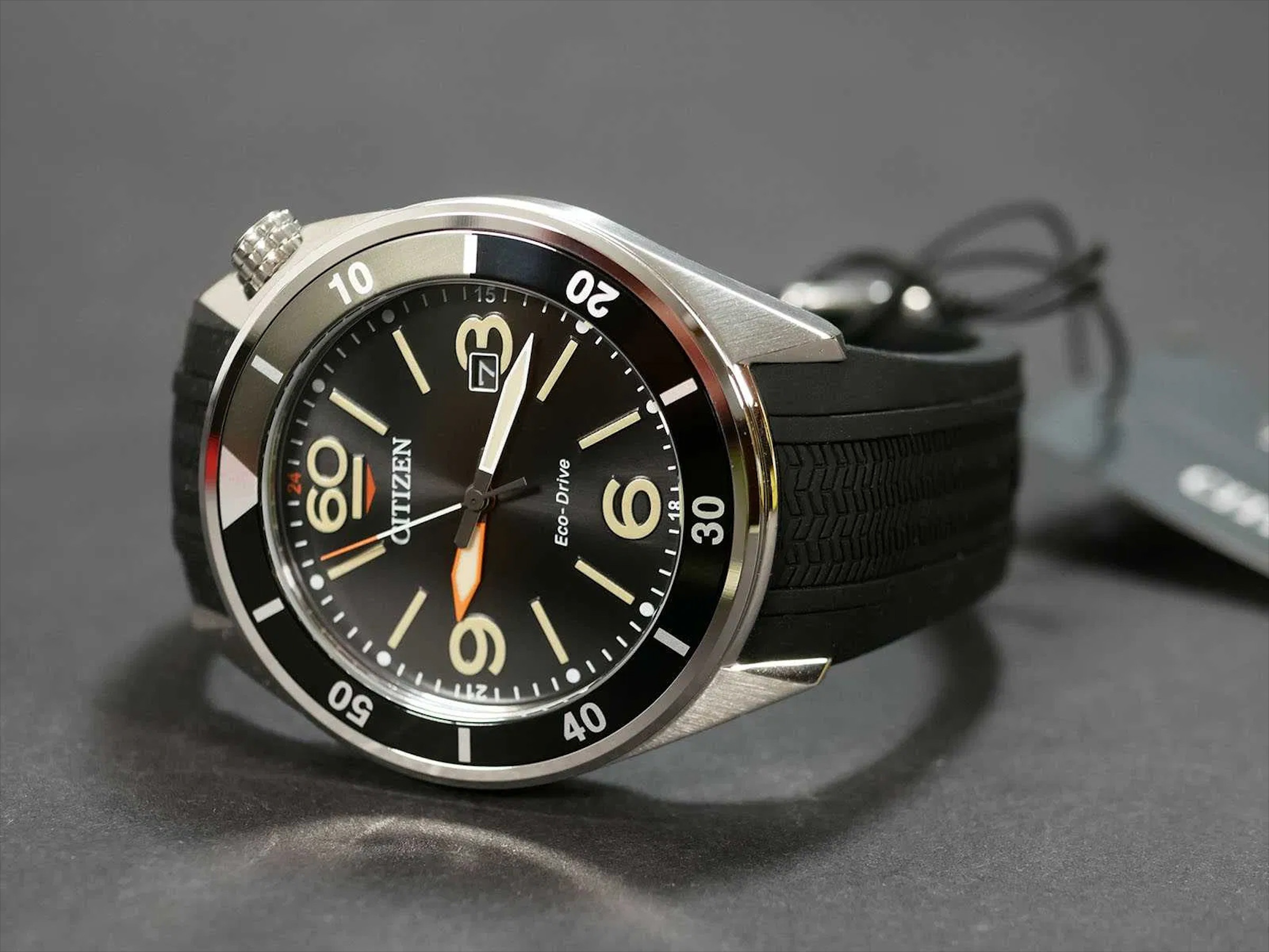 dong ho gia re anh 6