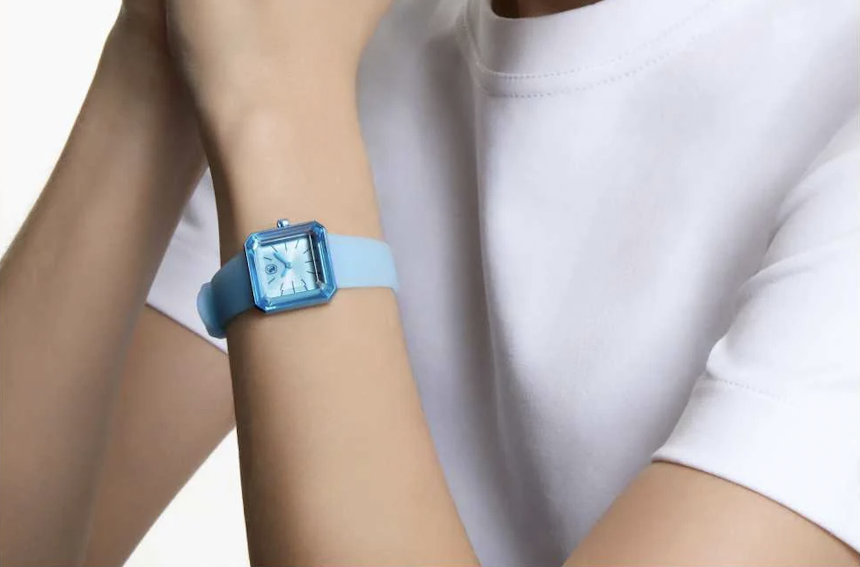 dong ho gia re anh 2