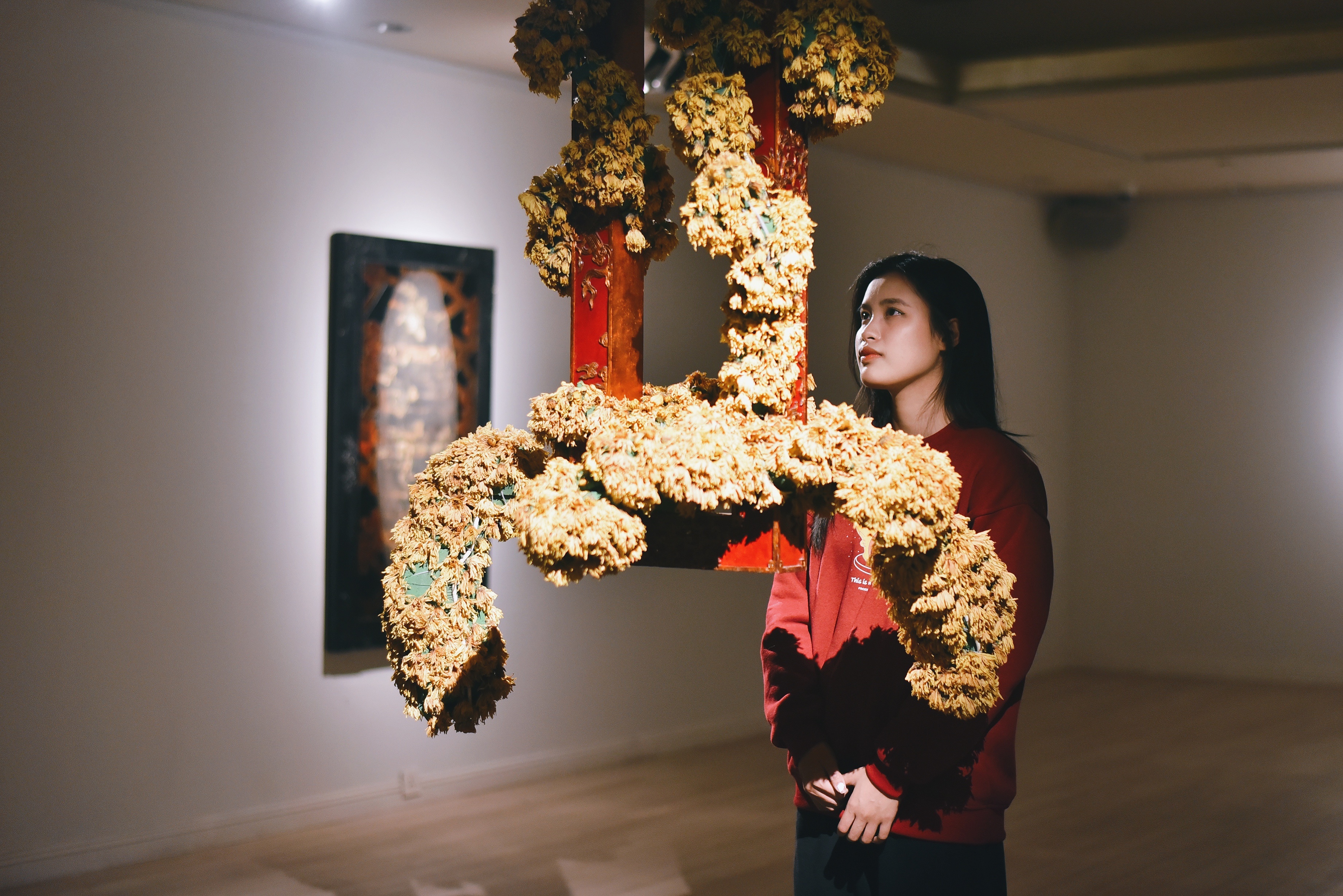 trien lam Nguyen Hoa,  loi gio duong may,  mo art space anh 4