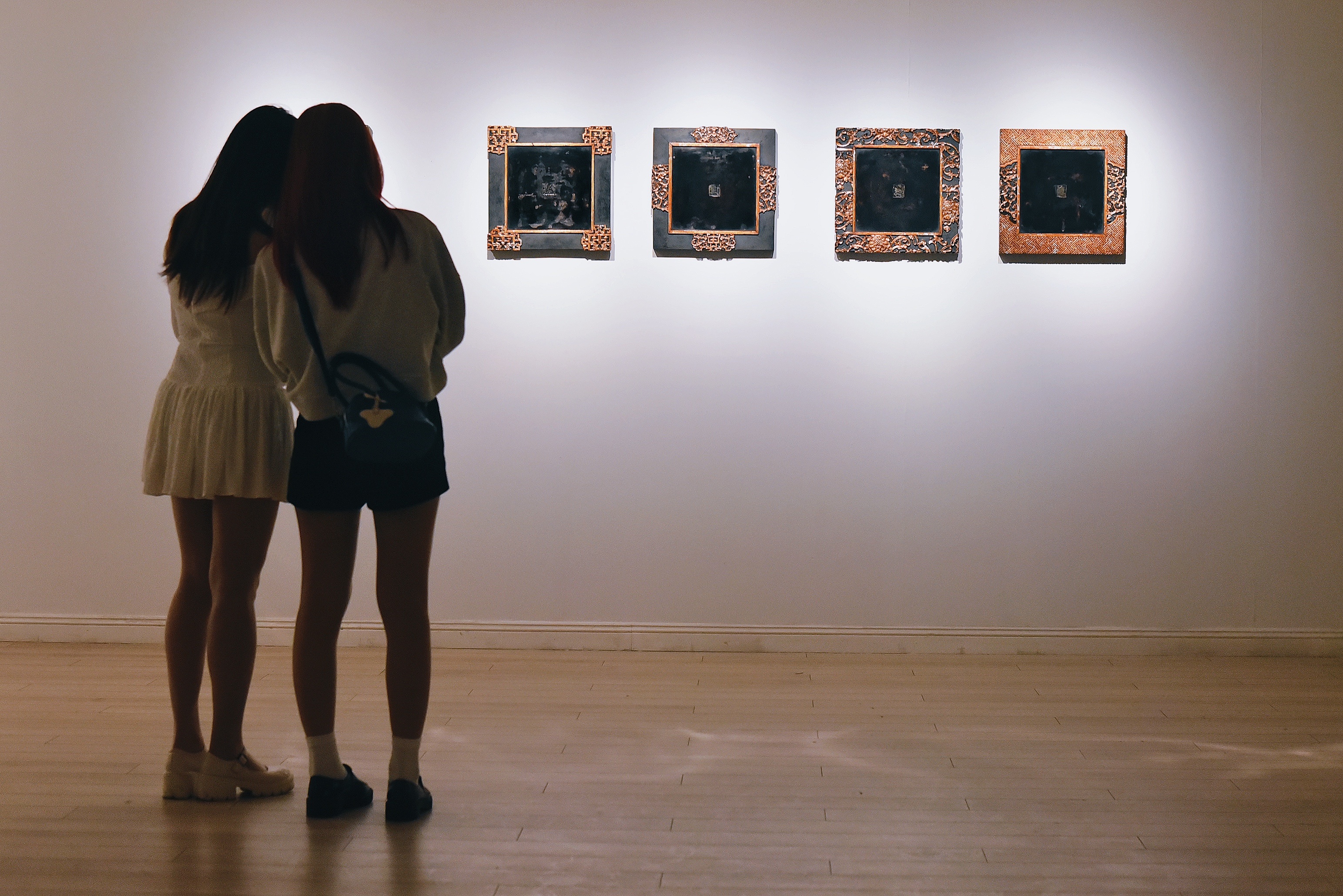 trien lam Nguyen Hoa,  loi gio duong may,  mo art space anh 11