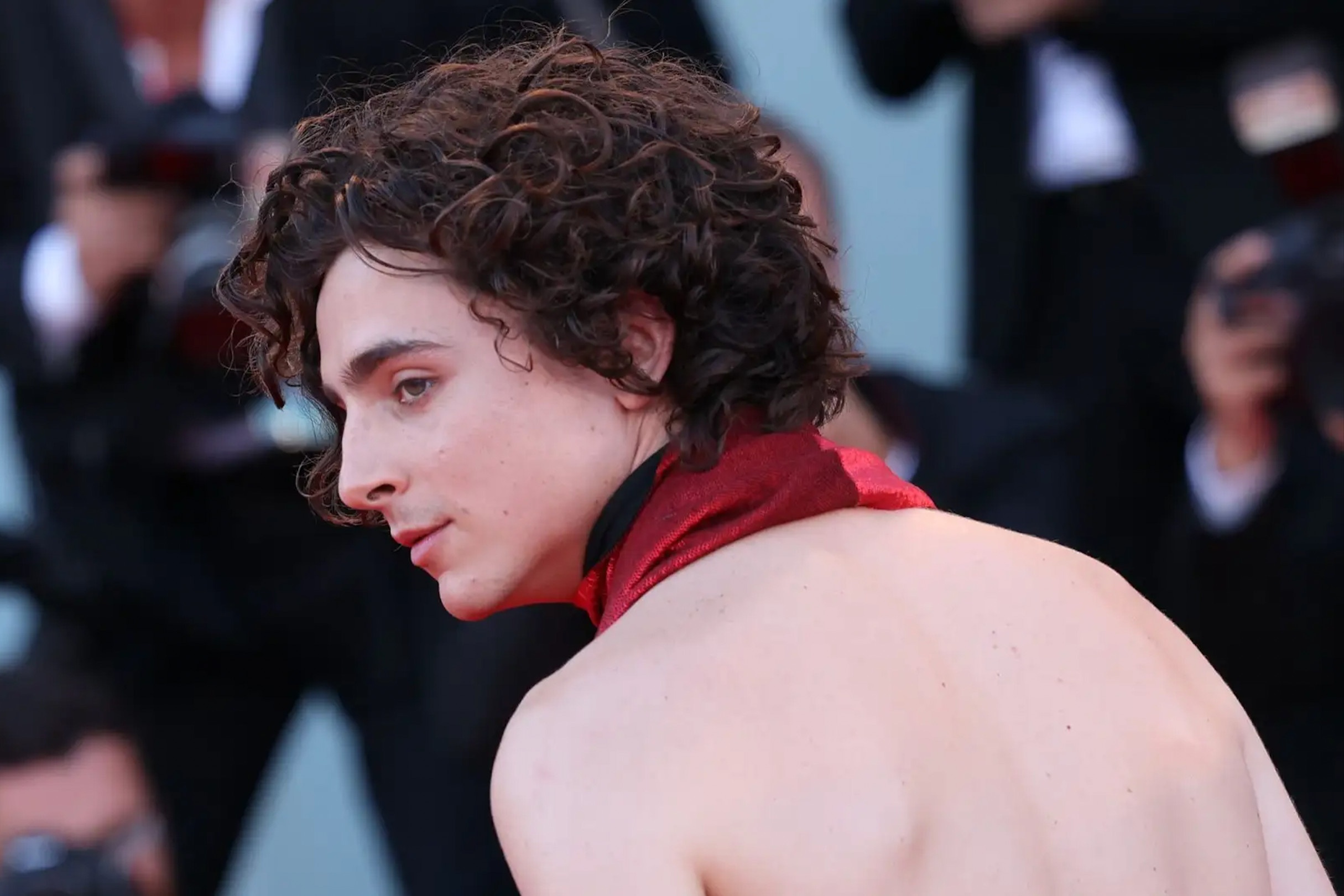 Suc quyen ru cua nhung chang trai duoc goi la 'be gai' hinh anh