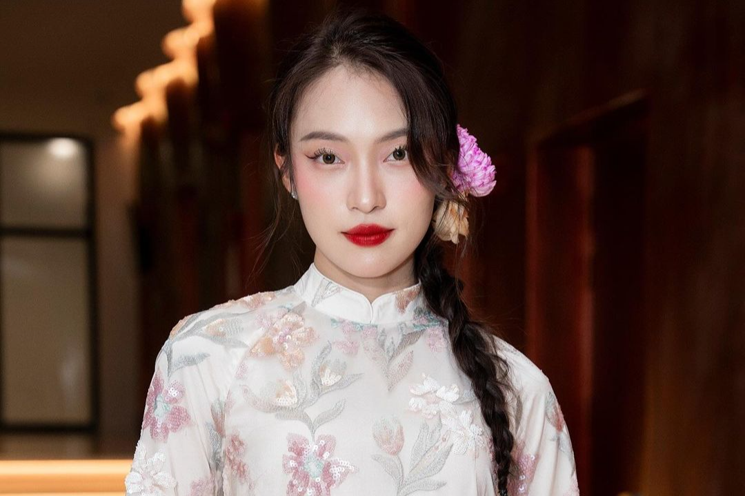 Khanh Vy, Xoai Non 'mot chin mot muoi' khi dien ao dai don Tet hinh anh
