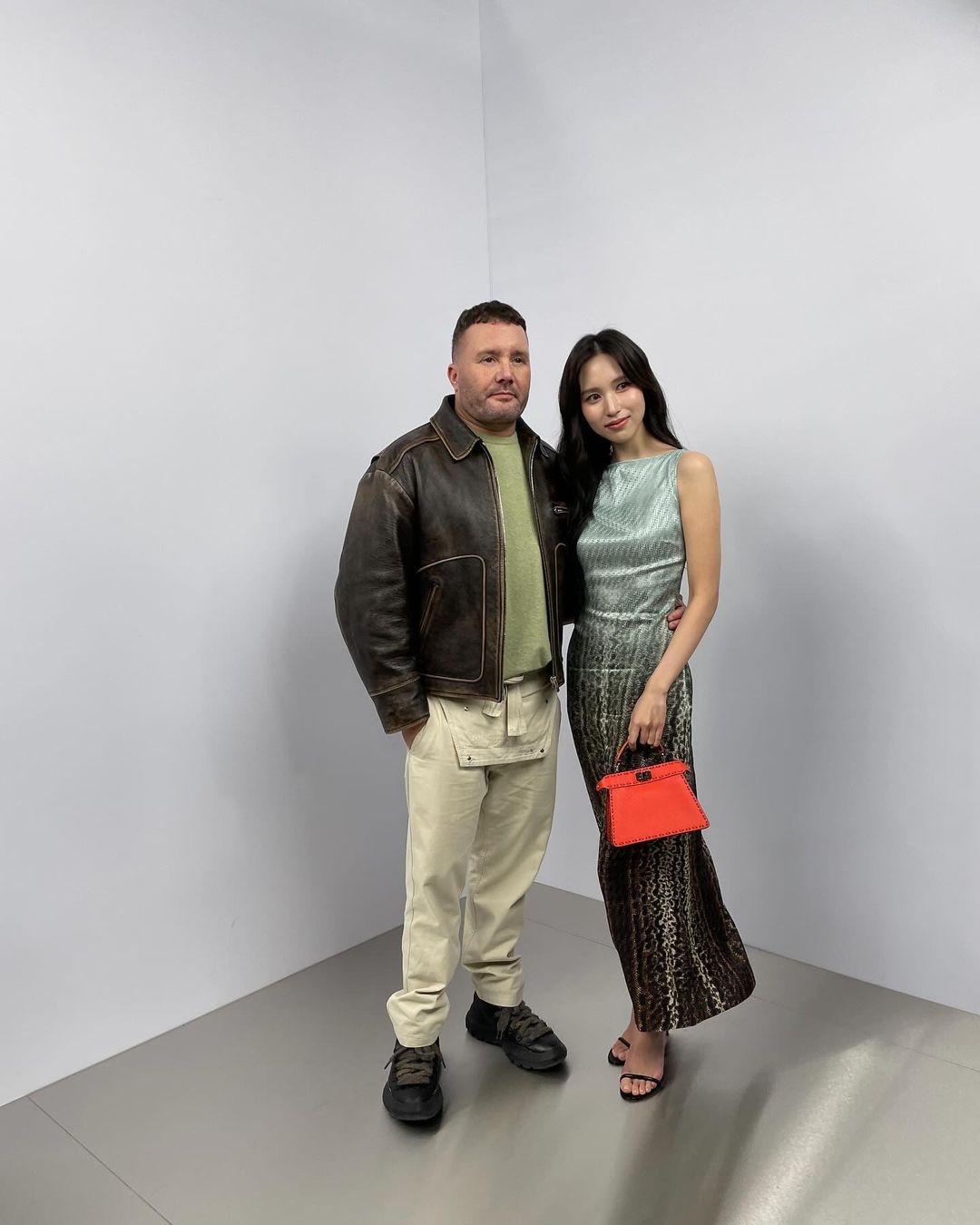 sao Han, Tuan le thoi trang Paris,  Han So Hee anh 13