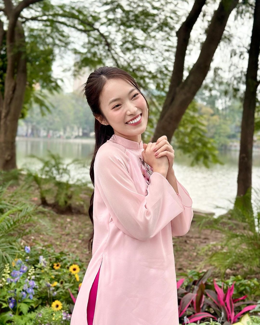 áo dài Tết,  Tết Nguyên đán,  Tết Âm lịch ảnh 5 ao dai Tet,  Tet Nguyen dan,  Tet Am lich anh 5