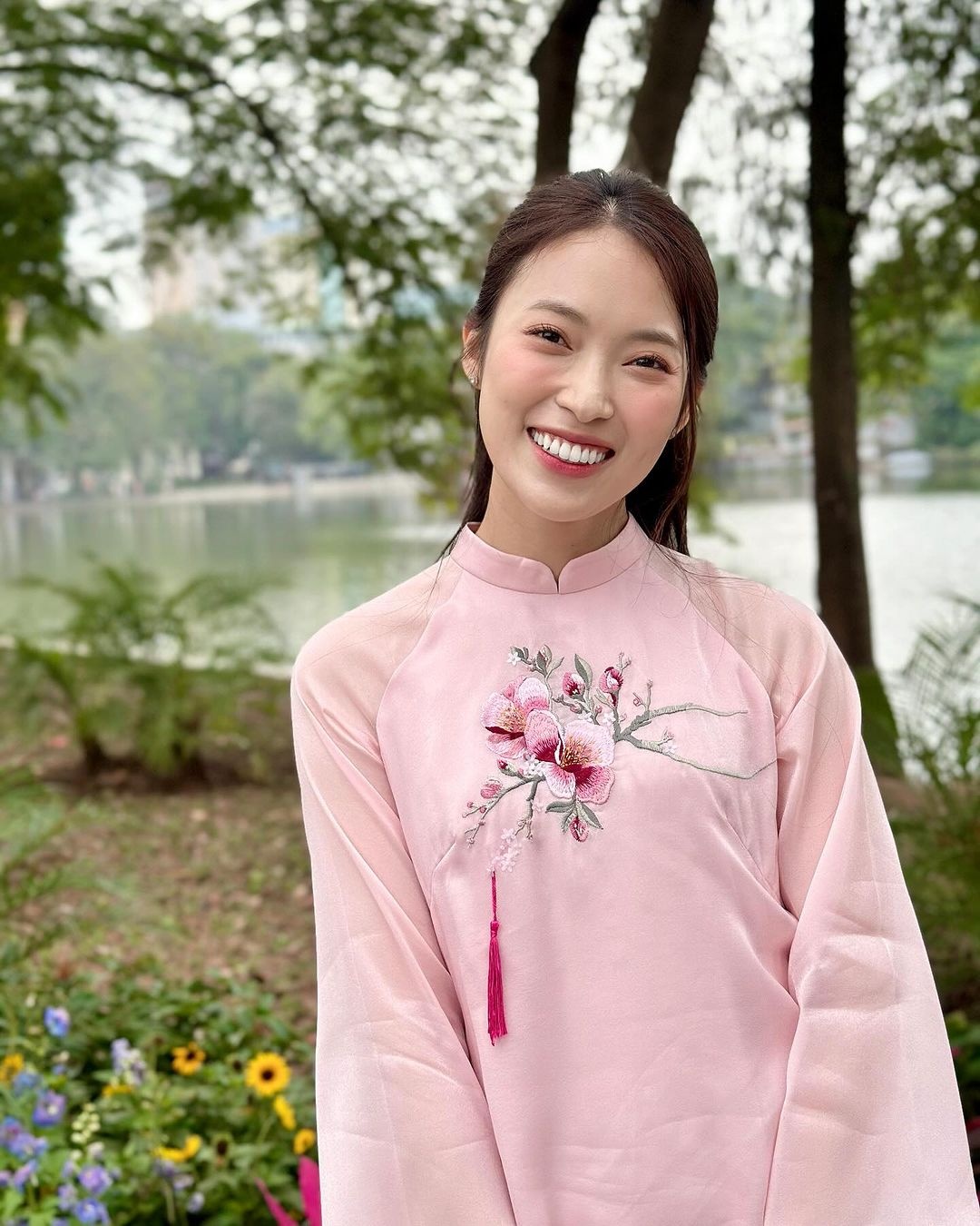 áo dài Tết,  Tết Nguyên đán,  Tết Âm lịch ảnh 4 ao dai Tet,  Tet Nguyen dan,  Tet Am lich anh 4