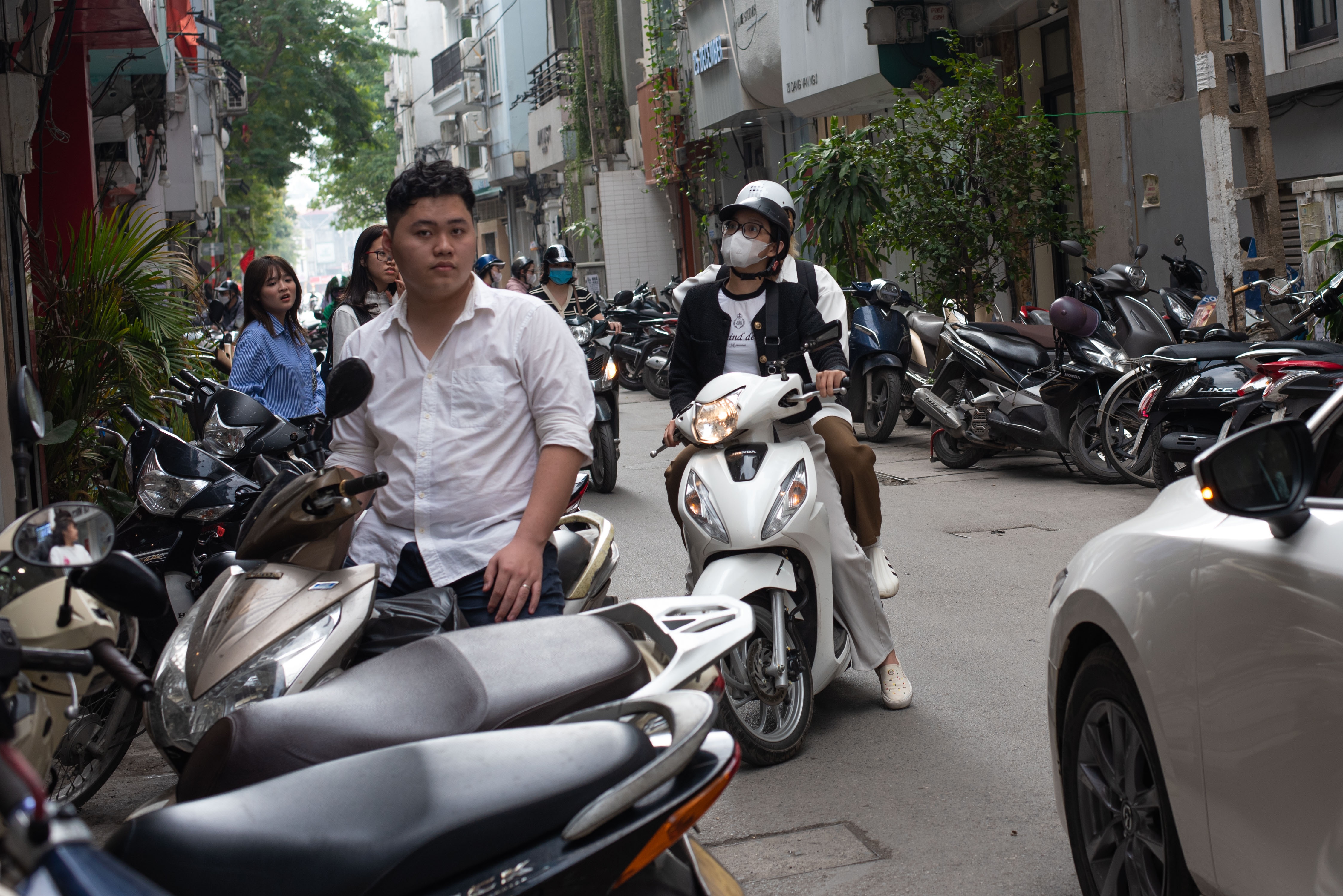 pho mua sam,  dang van ngu,  Tet Am lich anh 2