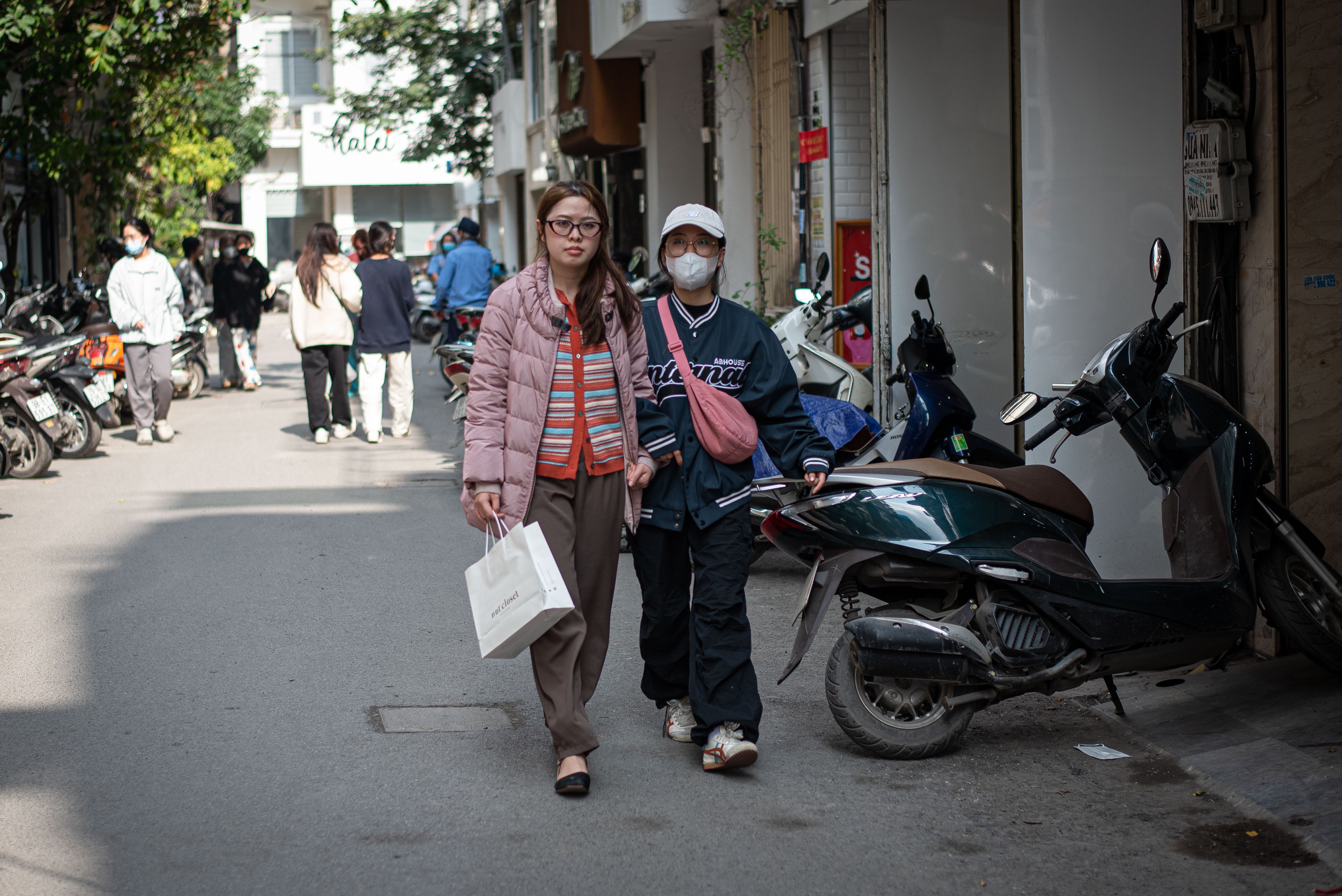 pho mua sam,  dang van ngu,  Tet Am lich anh 4