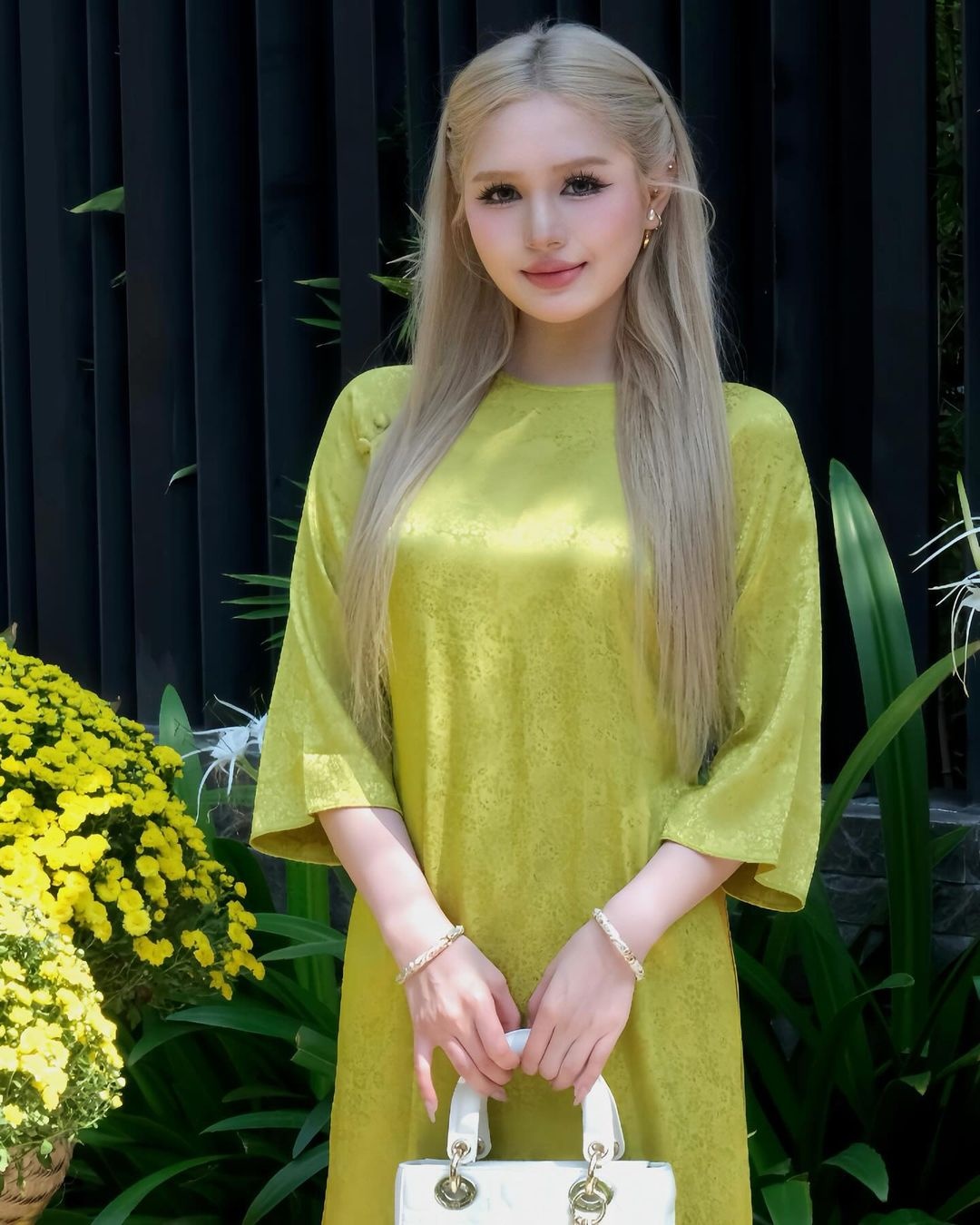 Newsfeed Rate anh 11