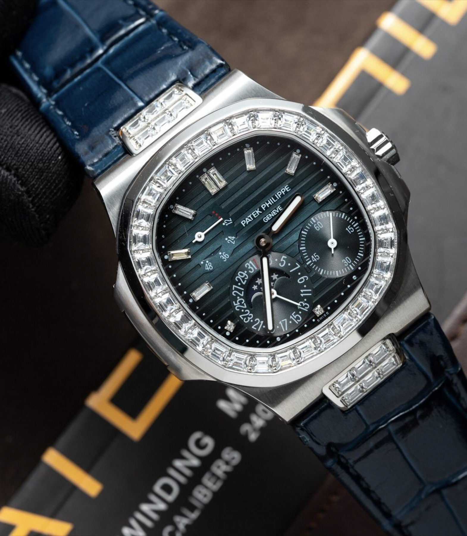 đồng hồ Trấn Thành, Trấn Thành Mai, phim Mai, phim Tết ảnh 5 dong ho Tran Thanh, Tran Thanh Mai, phim Mai, phim Tet anh 5