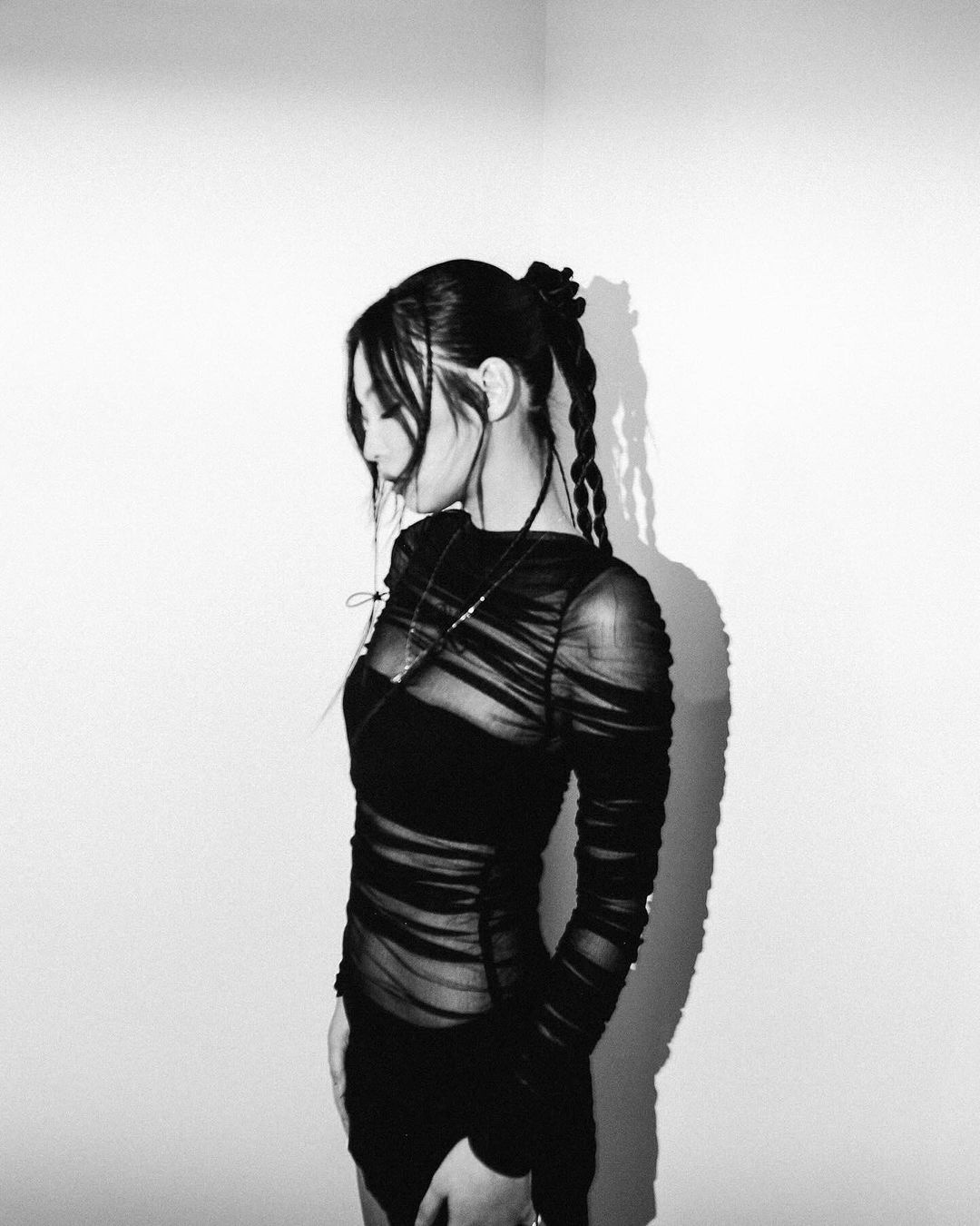 xuyen thau,  vay xuyen thau,  Han So Hee,  Jennie,  Jennie Blackpink anh 12