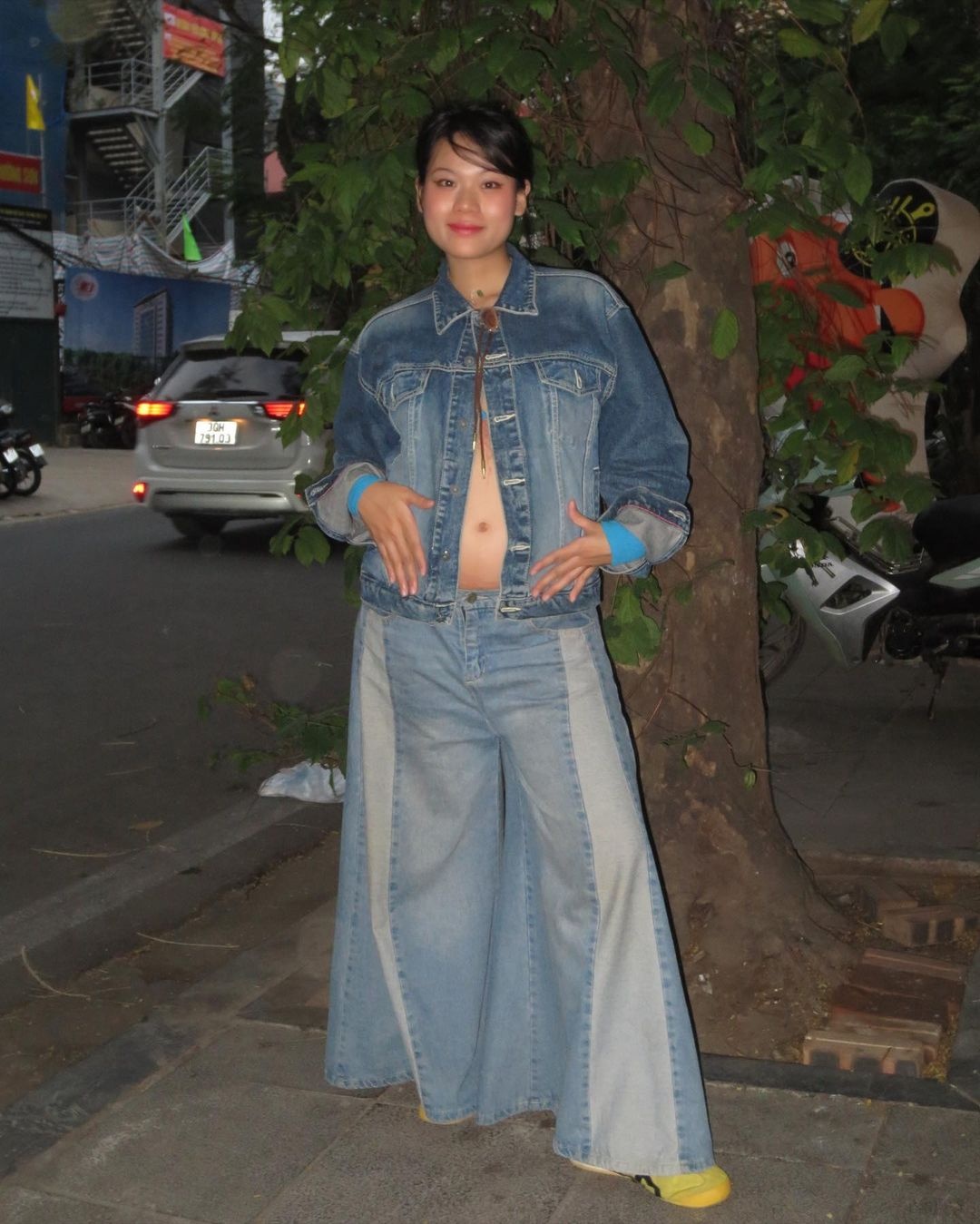Newsfeed Rate,  stylist của Suboi,  Điền70s,  Rihanna,  bụng bầu ảnh 11 Newsfeed Rate,  stylist cua Suboi,  Dien70s,  Rihanna,  bung bau anh 11