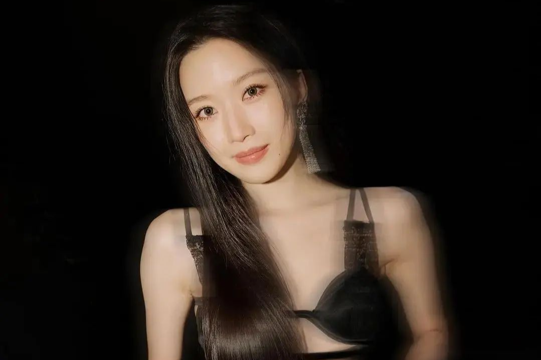 Tuan le thoi trang Milan, thoi trang,  thoi trang sao,  tuan le thoi trang,  Ho Ngoc Ha,  Moon Ga-young,  xuyen thau anh 4