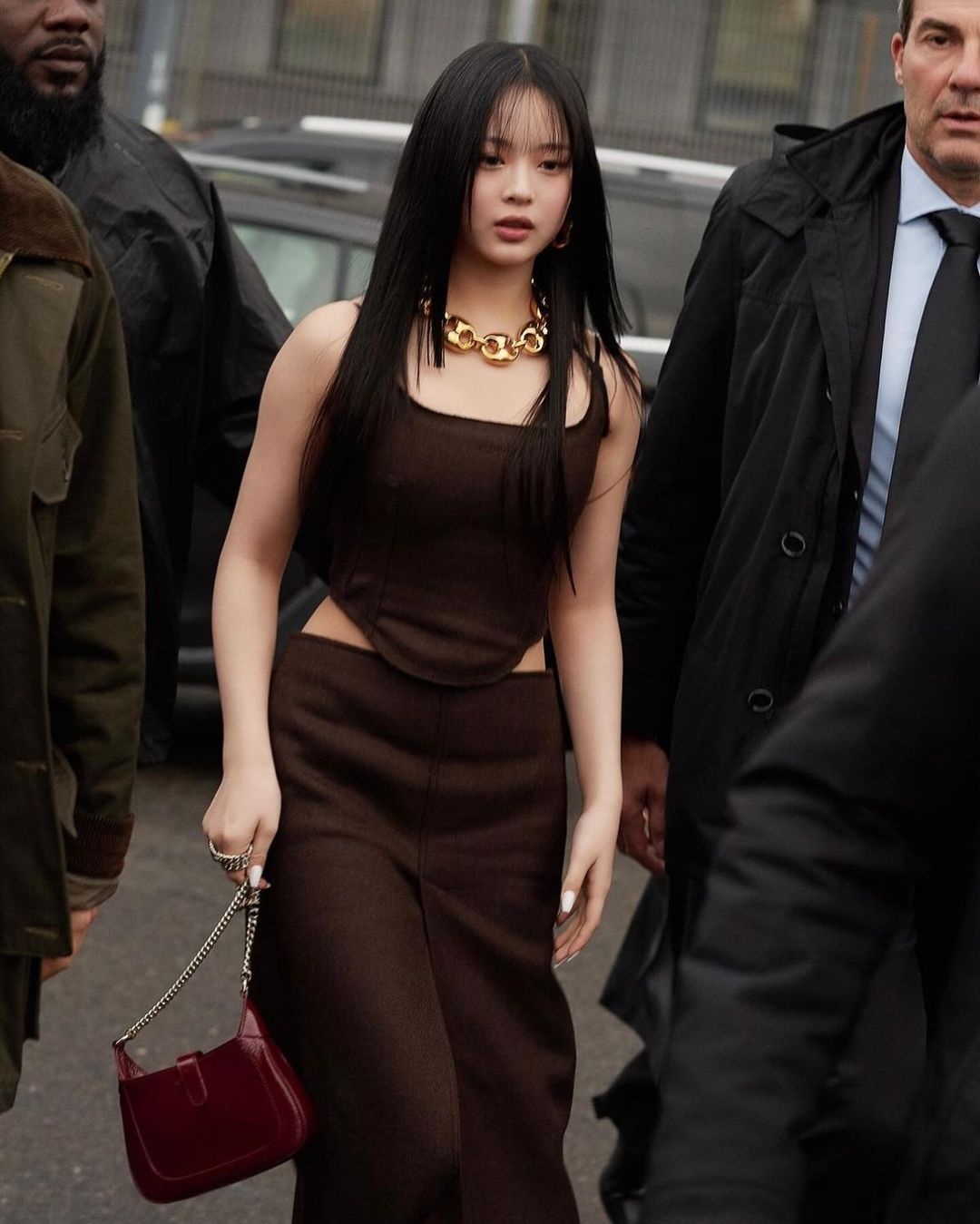 Tuan le thoi trang Milan, thoi trang,  thoi trang sao,  tuan le thoi trang,  Ho Ngoc Ha,  Moon Ga-young,  xuyen thau anh 7