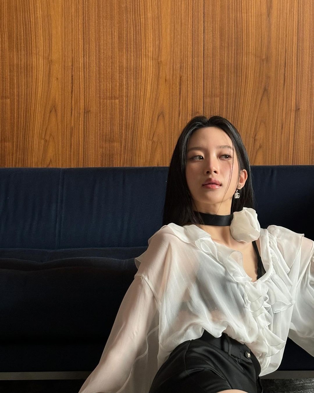 tuần lễ thời trang milan, nội y, váy xuyên thấu, Hwasa MAMAMOO, Moon Ga-young, Ningning Aespa, hồ ngọc hà ảnh 5 tuan le thoi trang milan, noi y, vay xuyen thau, Hwasa MAMAMOO, Moon Ga-young, Ningning Aespa, ho ngoc ha anh 5