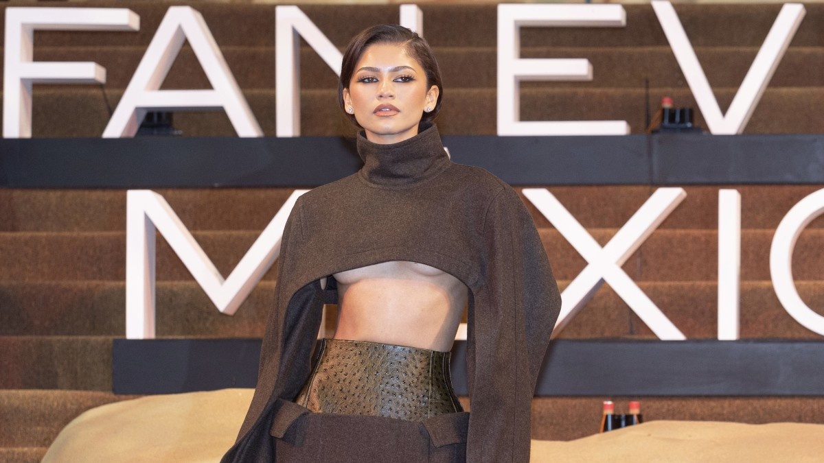 duong chan nguc,  jennie blackpink,  dune 2,  zendaya,  calvin klein, anh 8