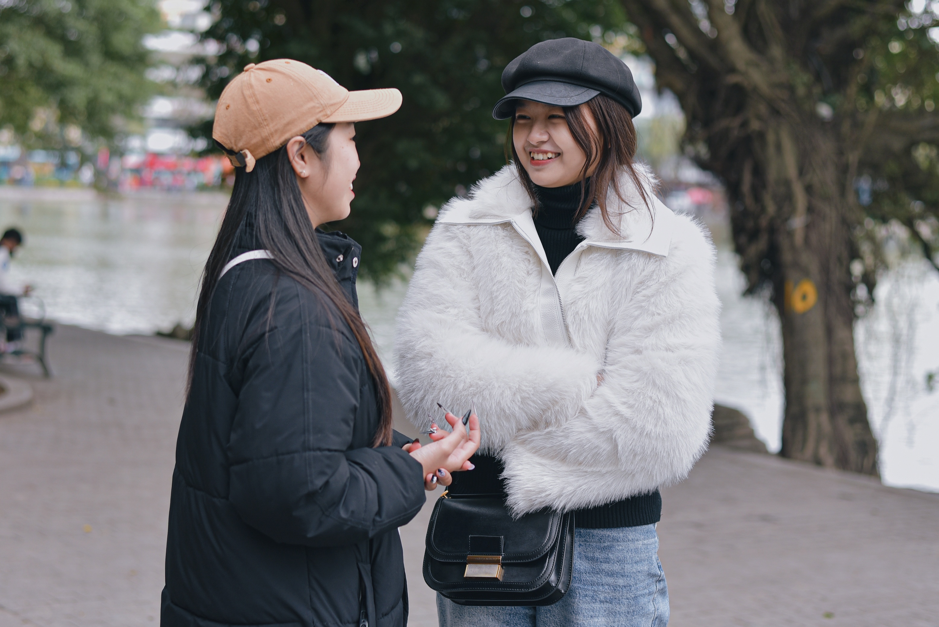 Street Style,  thoi trang duong pho,  ao phao,  thoi tiet ha noi,  thoi tiet hom nay,  lanh cuoi mua,  ao phao con sau anh 12