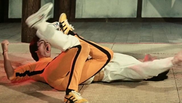 Onitsuka Tiger Mexico 66,  ly tieu long,  Emily Ratajkowski,  Bella Hadid,  adidas samba anh 7