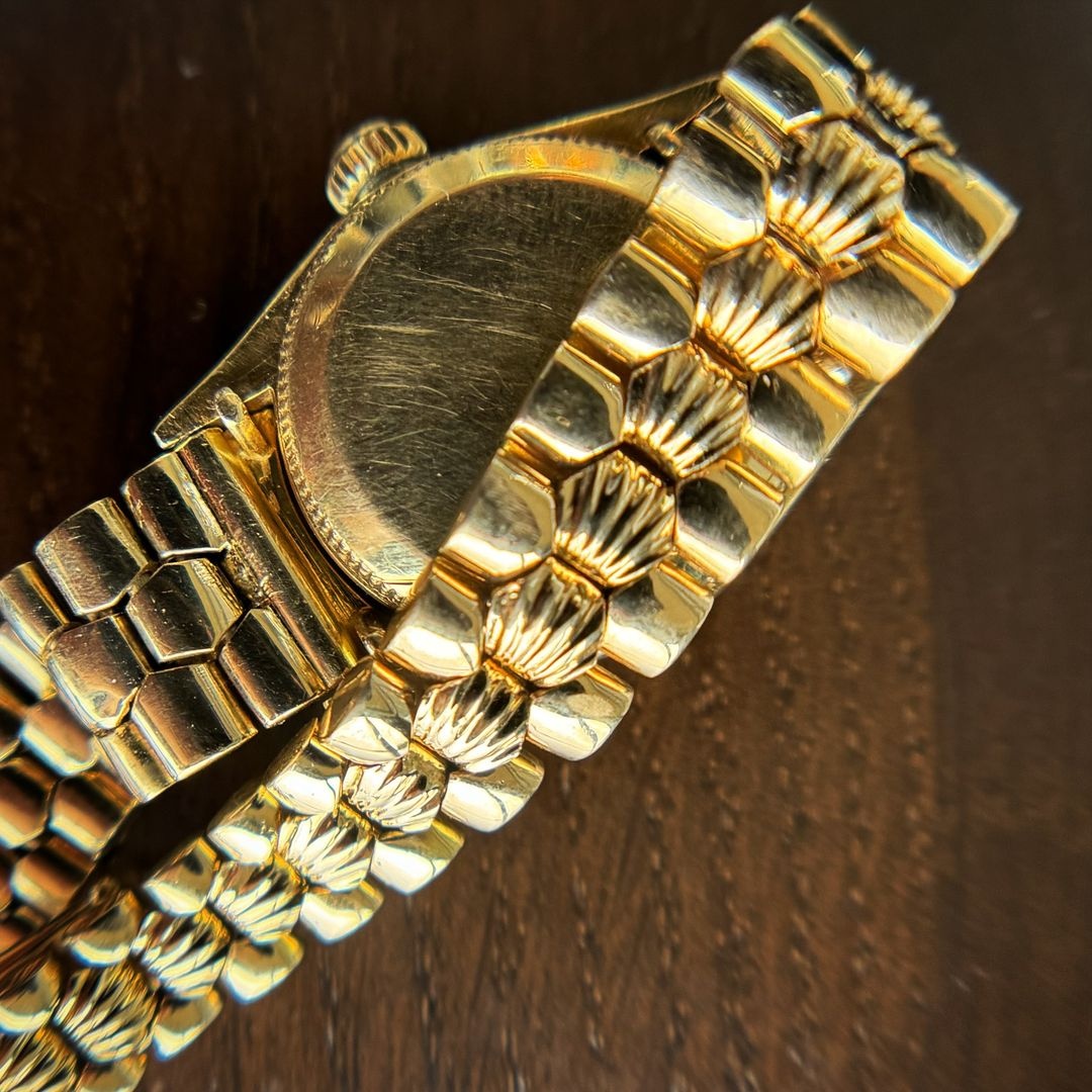 mat so to ong,  dong ho rolex,  mang xa hoi,  dong ho co,  doc la Binh Duong anh 2