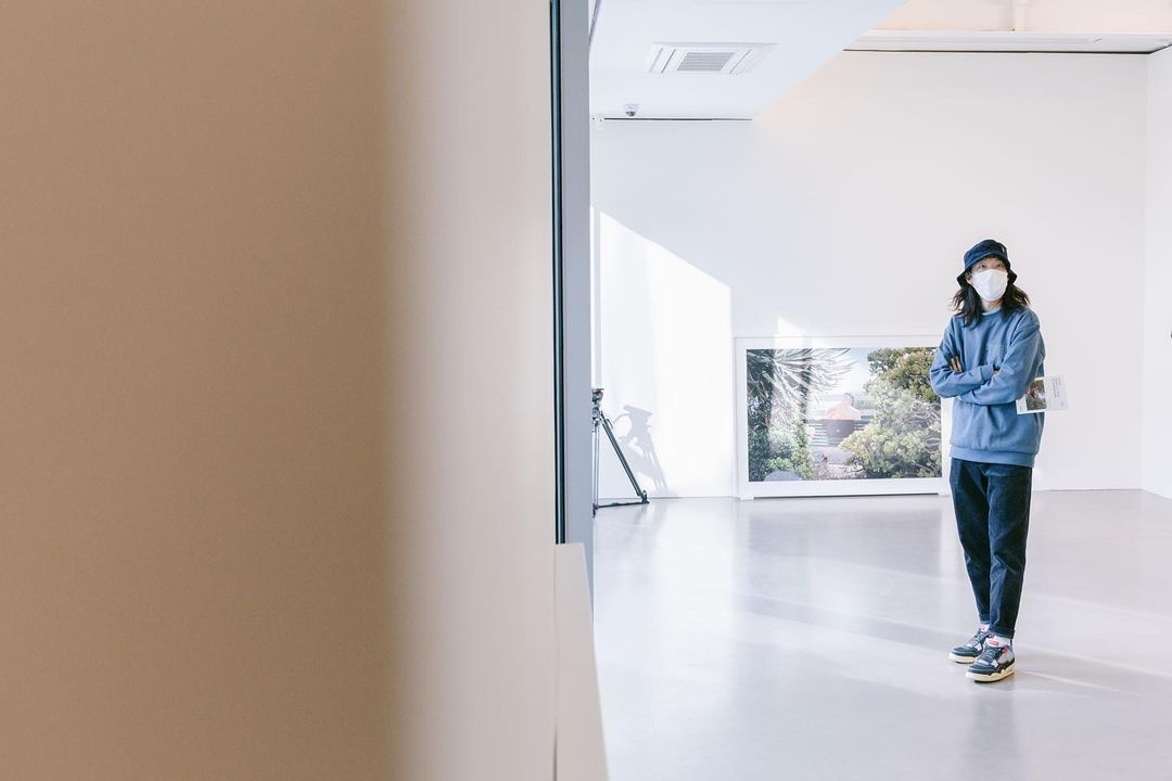 ban trai Han So Hee,  Han So Hee, trien lam Ryu Jun Yeol, A Wind Runs Through It,  And Other Stories anh 10