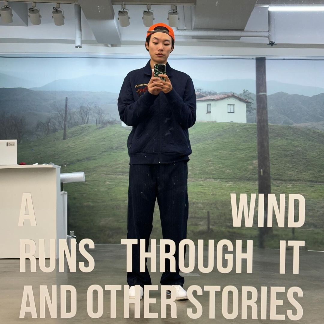 ban trai Han So Hee,  Han So Hee, trien lam Ryu Jun Yeol, A Wind Runs Through It,  And Other Stories anh 6