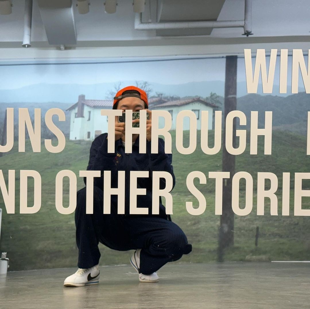 ban trai Han So Hee,  Han So Hee, trien lam Ryu Jun Yeol, A Wind Runs Through It,  And Other Stories anh 8