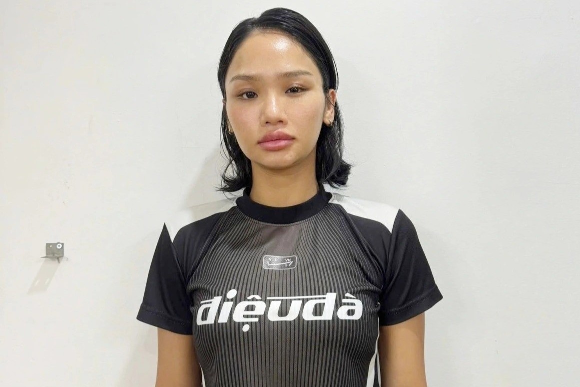 Chiec ao phong local brand Viet thanh tam diem MXH hinh anh