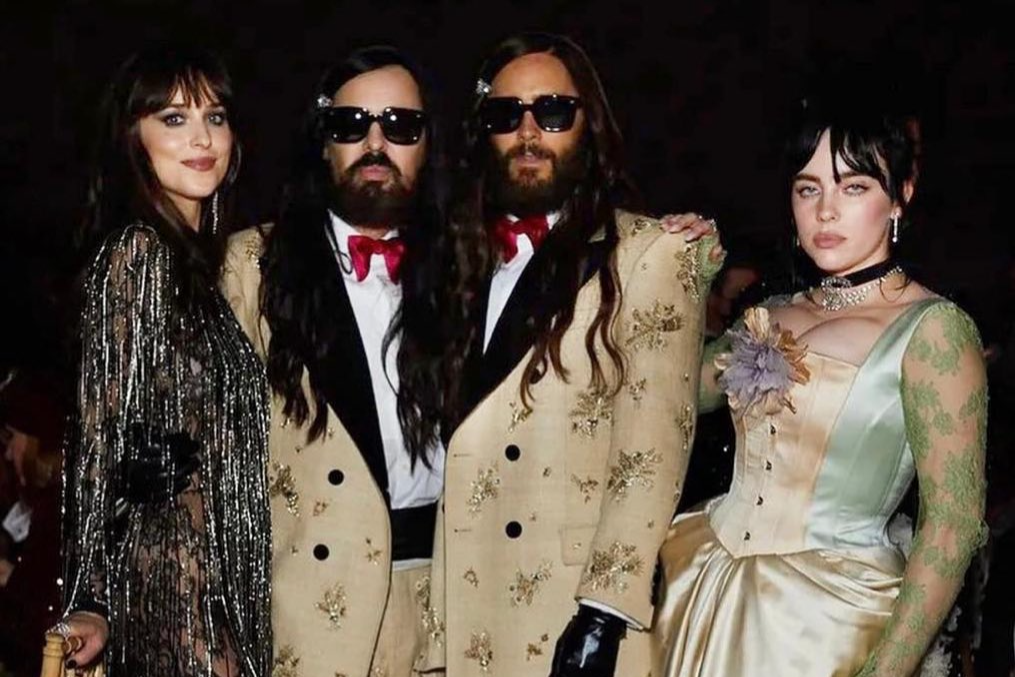 Valentino,  Giam doc sang tao anh 2