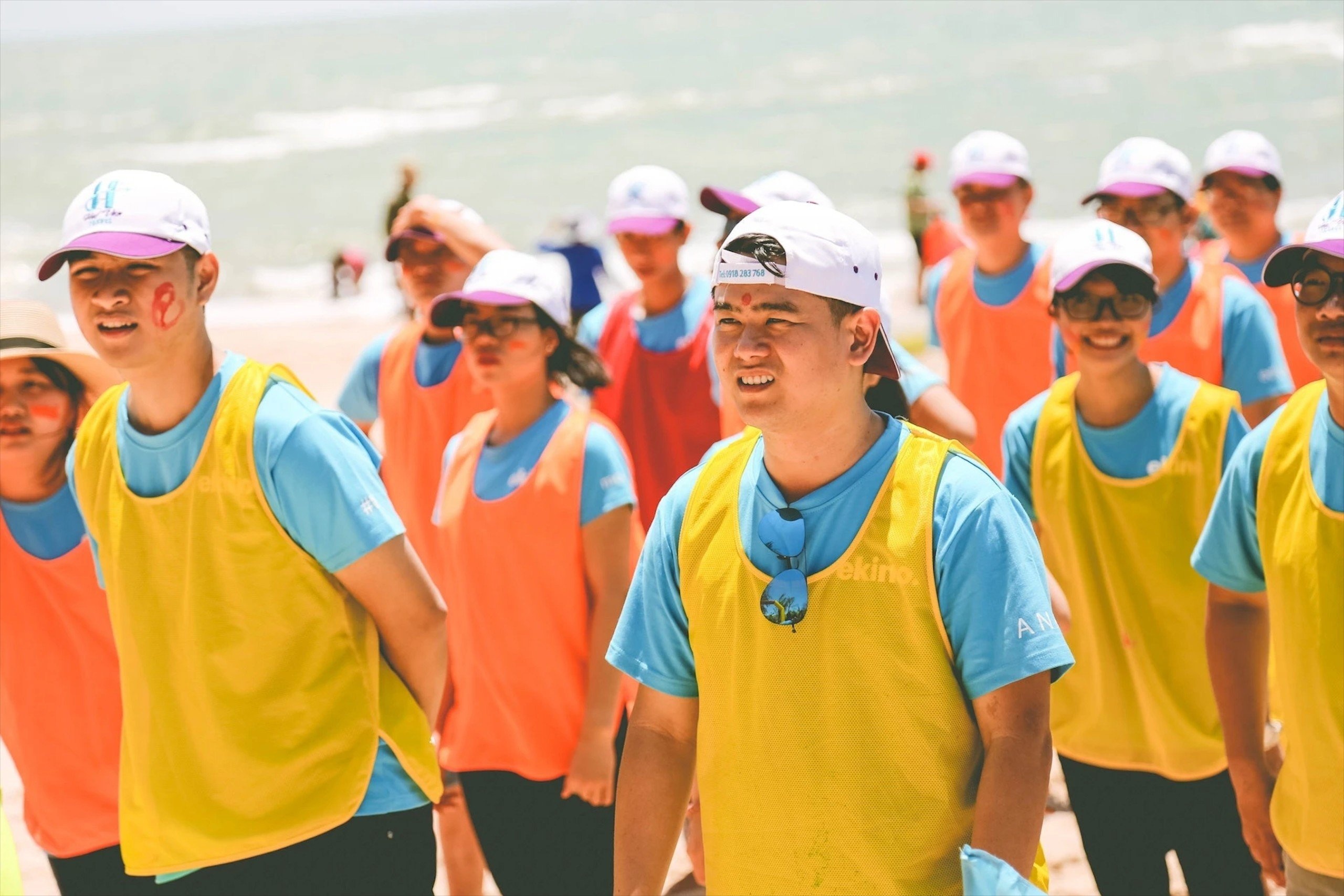 team building ngoai troi, cac tro choi team building, team building vietnam,  mua team building anh 2