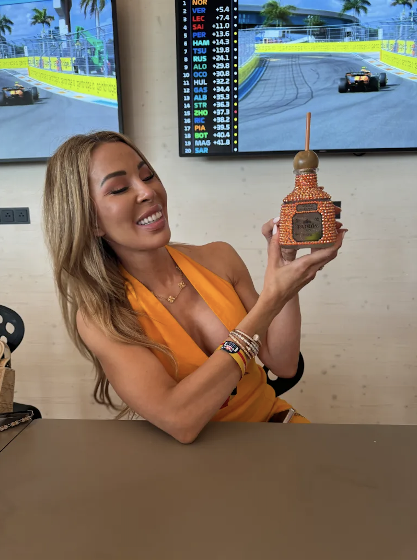 Lisa,  F1,  Cong thuc 1 anh 9