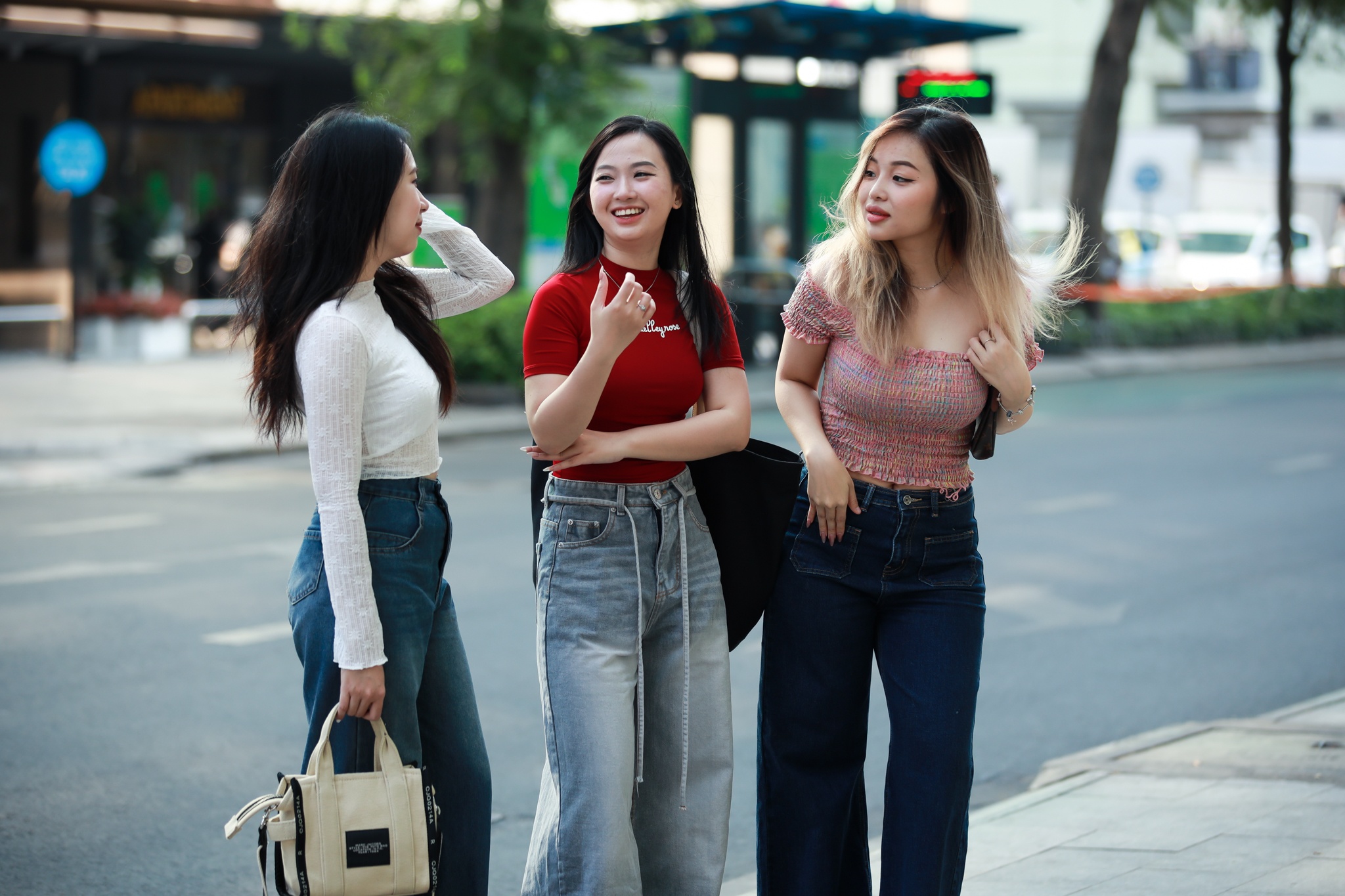 team building,  du lich nuoc ngoai, team building ho chi minh,  team building hanoi,  tinh hinh kinh doanh anh 2