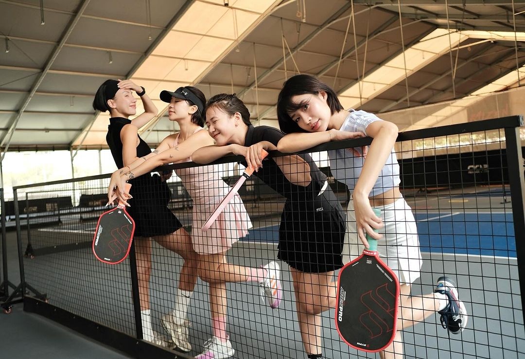 Thanh Thanh Huyen,  Linh Rin,  hot girl,  Hat Mit,  san cau long,  pickleball for beginners,  vot tennis anh 1