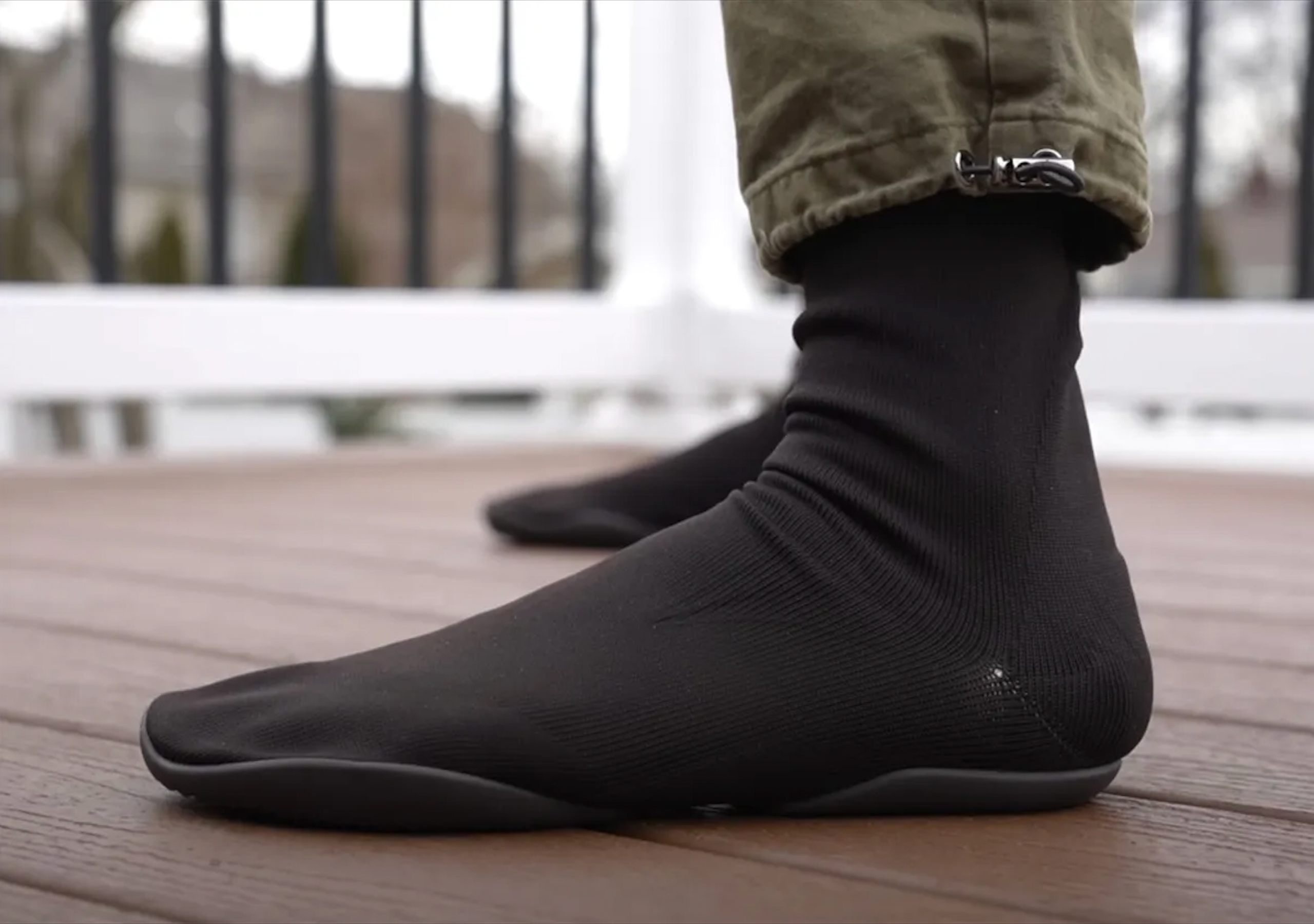 Rihanna,  Kanye West,  Yeezy,  giay gia vo,  Bottega Veneta,  diamonds rihanna anh 6