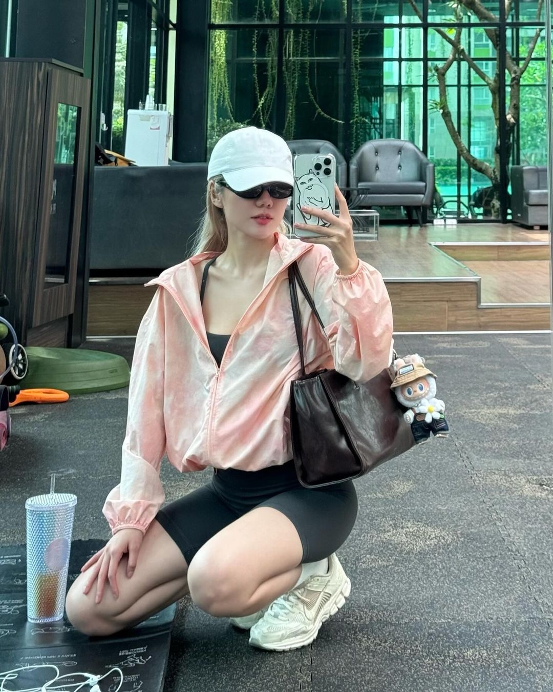 Labubu, Lisa, BlackPink, Phương Ly, Popmart Vietnam, Labubu là gì ảnh 8 Labubu, Lisa, BlackPink, Phuong Ly, Popmart Vietnam, Labubu la gi anh 8