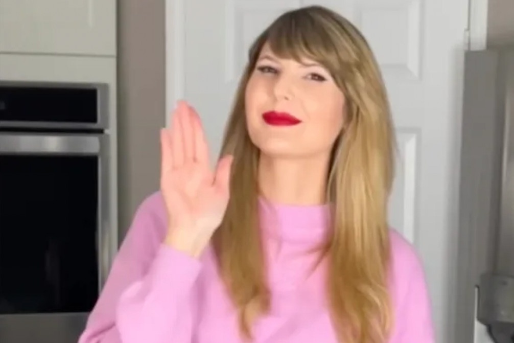 Hang cao cap bi chi trich khi thue Taylor Swift, Beyonce 'ban fake' hinh anh